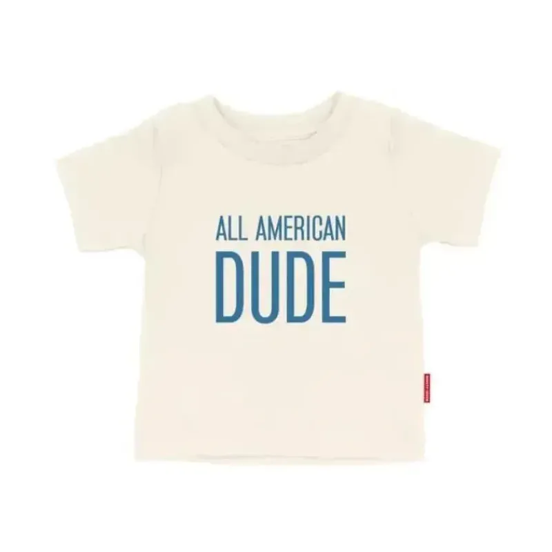 design_ampamp_co__camise_SKU8nJDUl3n_0.webp 97 Design CO. 97 Design & Co. - Camiseta infantil All American Dude, 4 de julho New