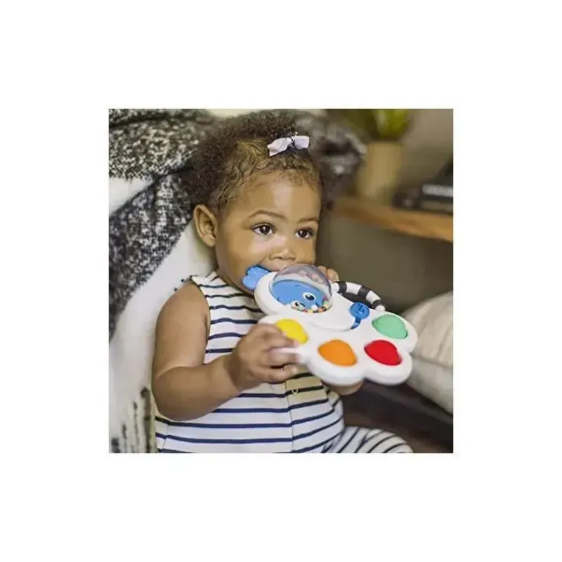 a_forma_do_beb_einstein_o_SKUp3LB40uc_3.webp Baby Einstein A forma do bebê Einstein Opus estala o chocalho e o mordedor sensoriais Online