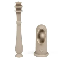 Ali + Oli - Conjunto oral de escova de dentes e limpador de língua para bebês, areia Outlet