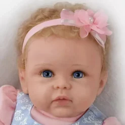 Ashton Drake - Pequena Livie - Silicone Fashion