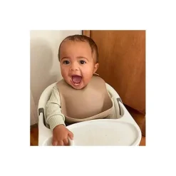 Ali + Oli Babador de bebê de silicone enrola e fica fechado (taupe) Outlet