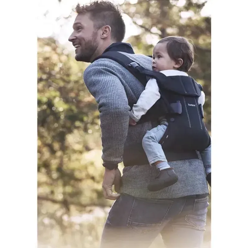 babybjrn_porta_beb_um_alg_SKUpYPqrYAx_3.webp Baby Bjorn BabyBjörn Porta Bebê Um, Algodão, Preto, Tamanho Único Discount