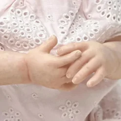 MacroBaby Boneca Reborn - Vinil Branco e Peruca Preta, Shyann Online