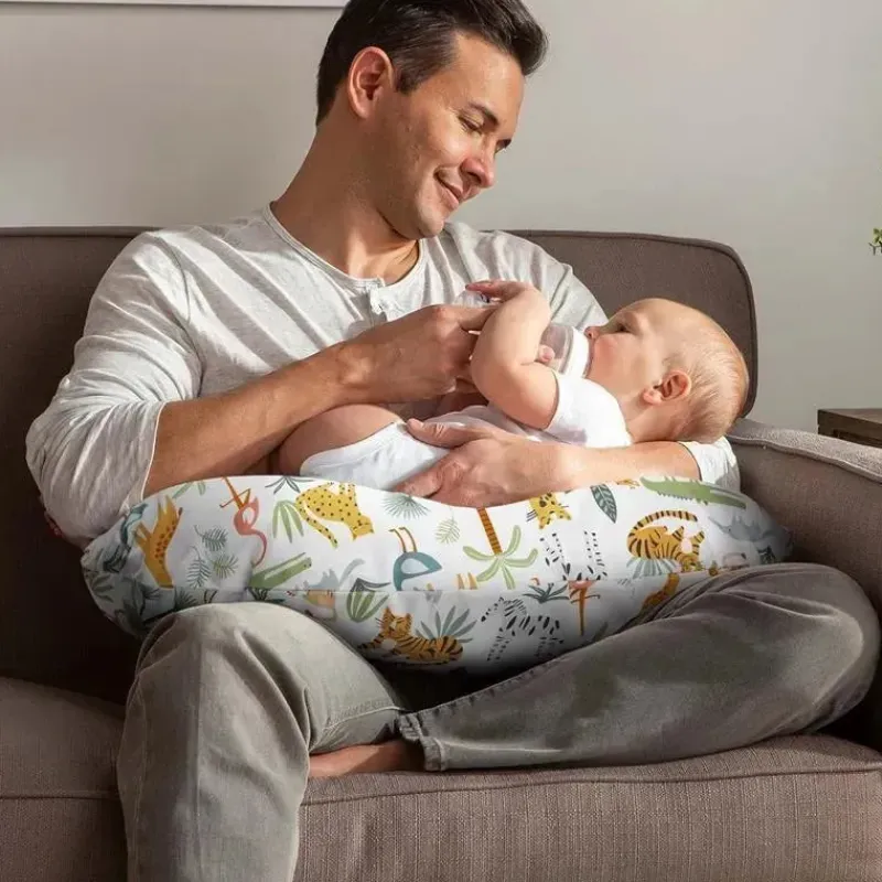 boppy__almofada_de_enferm_SKUHYVDrGbN_4.webp Boppy - Almofada de enfermagem com capa removível, lavável na máquina, vida selvagem colorida Clearance
