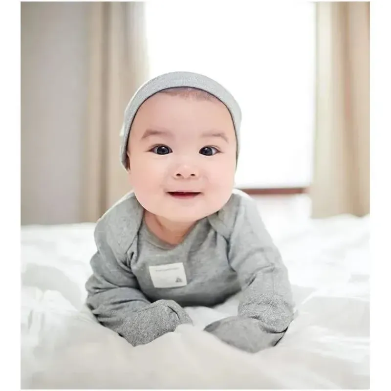 burts_bees___conjuntos_de_SKUciw6jJGQ_2.webp Burt's Bees Baby Burts Bees - 2 conjuntos de macacões de bebê e cartolas de nó, prematuros cinza claro Sale