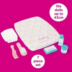 Casdon Toys Casdon - Kit de cuidados definitivos para bonecas com trocador almofadado arco-íris, fralda, escova, pente e recipientes - maiores de 3 anos Sale