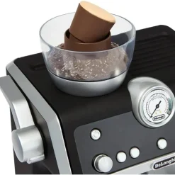 Casdon Toys Casdon - Máquina de café Barista DeLonghi Toys com sons e revelação mágica de café, para crianças a partir de 3 anos Fashion