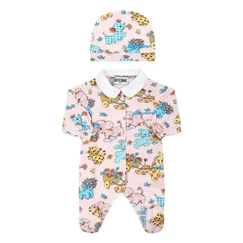conjunto_de_presente_de_c_SKUUtRakwz2_0.webp Moschino Conjunto de presente de chapéu e sapato Baby - Girl com estampa completa, rosa Fashion