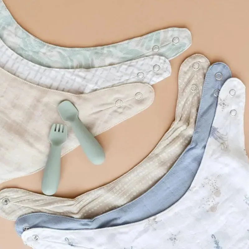 crane_bedding__cove_pc_mu_SKUh8uMXFZz_5.webp Crane Bedding - Cove 3-Pc. Muslin Bib Set, Ocean Life Sale