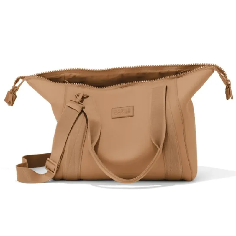 dagner_dover__landon_carr_SKUNrzdaSuj_4.webp Dagner Dover - Landon Carryall In Camel, Medium Sale