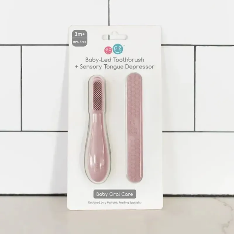 ezpz__escova_de_dentes_ba_SKUA5MByK5v_2.webp ezpz - Escova de dentes Baby-Led™ + Depressor de língua sensorial Pacote duplo, blush Clearance