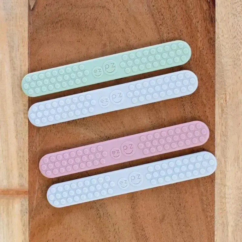 ezpz__escova_de_dentes_ba_SKUA5MByK5v_7.webp ezpz - Escova de dentes Baby-Led™ + Depressor de língua sensorial Pacote duplo, blush Clearance
