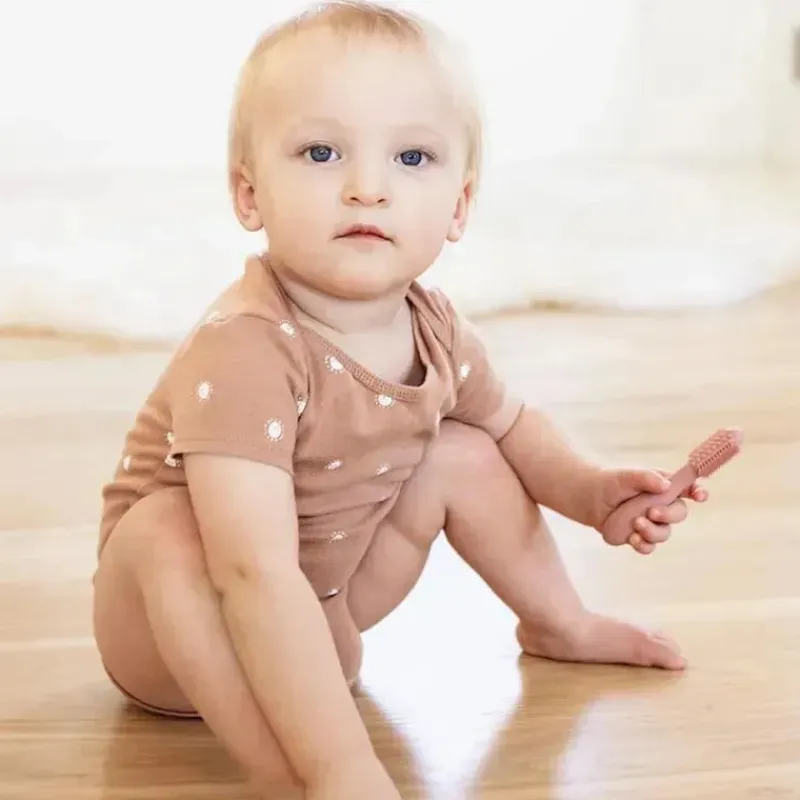 ezpz__escova_de_dentes_ba_SKUiprZrX6A_4.webp ezpz - Escova de dentes Baby-Led™, blush Fashion