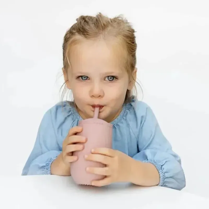 ezpz__happy_cup_ampamp_st_SKUbFThyOIP_1.webp ezpz - Happy Cup & Straw System, Blush Sale