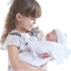 JC Toys 15,5 Corpo Macio La Newborn em Estamenha Branca e Acessórios Clearance