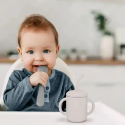 Kushies Baby Kushies - Sili Sippy Cup + Palha Violeta lilás New