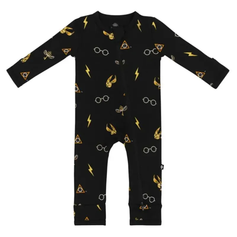 kyte_baby__zippered_rompe_SKUbPNHqkAw_1.webp Kyte Baby - Zippered Romper Midnight Icon Harry Potter Clearance