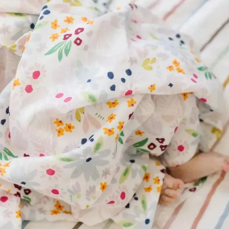 loulou_lollipop__swaddle__SKUJg0tm6Yr_1.webp Loulou LOLLIPOP - Swaddle de musselina, concha floral Discount