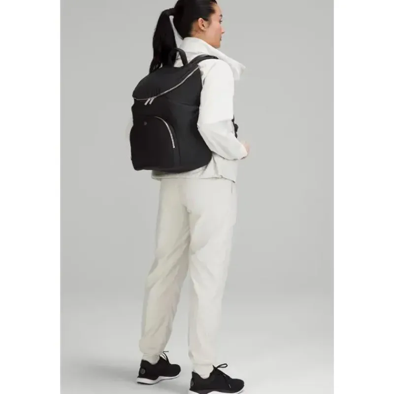 lululemon__mochila_para_n_SKU6wzzuMsb_2.webp Lululemon - Mochila para novos pais 17L, Preto/Prata Drop Outlet