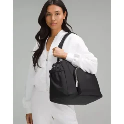 Lululemon - New Parent Tote Bag 20L, Black/Silver Drop Outlet