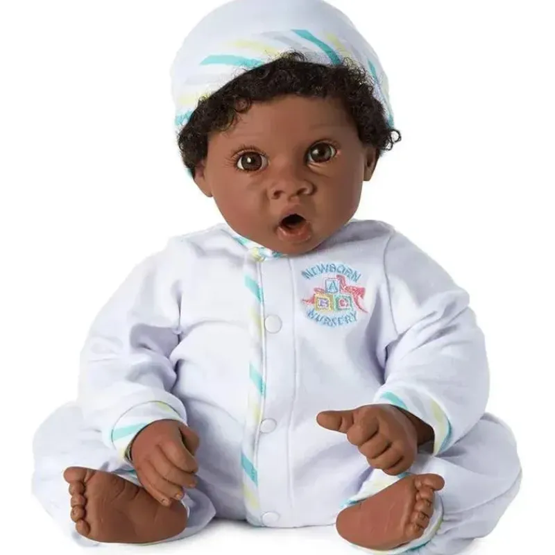 madame_alexander__angel_l_SKUuFv1Xrf5_0.webp Madame Alexander - Angel Love Pele Escura Olhos Castanhos/Cabelo Preto 19 Fashion
