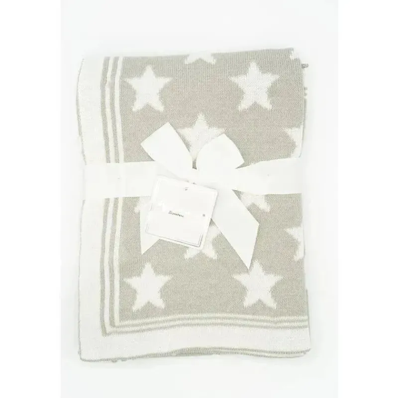 manta_de_beb_cinza_txtil__SKUlhqrKMOf_0.webp Rose Textiles Manta de bebê cinza têxtil rosa com estrelas Fashion
