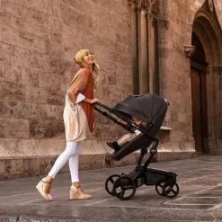 Mima - Xari Max Stroller Chassis Preto/Caixa de Assento Preta/Pack Inicial Preto Best