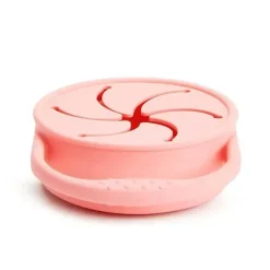 Munchkin - C'est Silicone! Snack Catcher® dobrável com tampa, coral Outlet