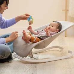 Munchkin - Spring 2 em 1 Baby Bouncer and Rocker, Portátil, Leve e Compacto com 3 Posições de Reclinação Hot