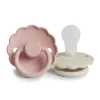 Mushie - 2 unidades de chupeta de silicone natural Frigg Daisy, blush/creme, 6/18M Outlet