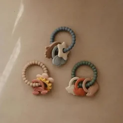 Mushie - Anel de dentição natural de silicone Fashion