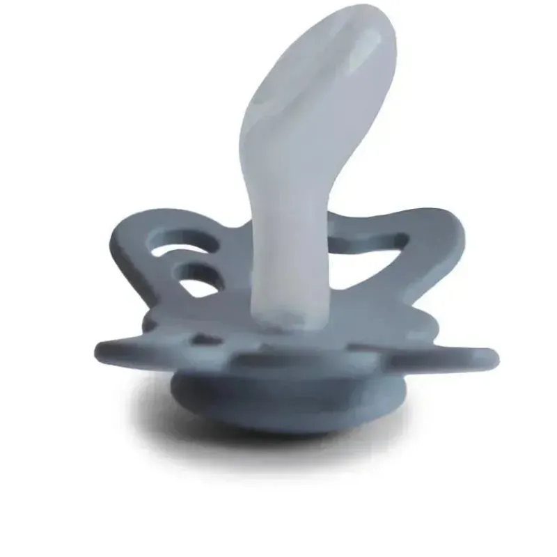 mushie__chupeta_anatmica__SKU6aUonM6V_3.webp Mushie - Chupeta anatômica de silicone borboleta cinza/cinza prateada 2Pk, 6/18M Sale
