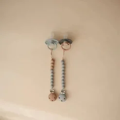 Mushie - Clipe de Chupeta de Silicone Eva, Pedra Hot