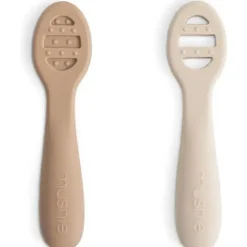 Mushie - Colheres de silicone para primeira alimentação para bebês, pacote com 2, areia móvel natural Outlet