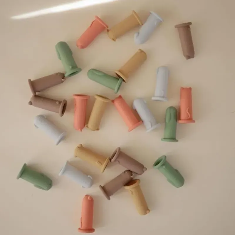 mushie__silicone_animal_f_SKUiJXS9YNu_6.webp Mushie - Silicone Animal Finger Puppets Discount