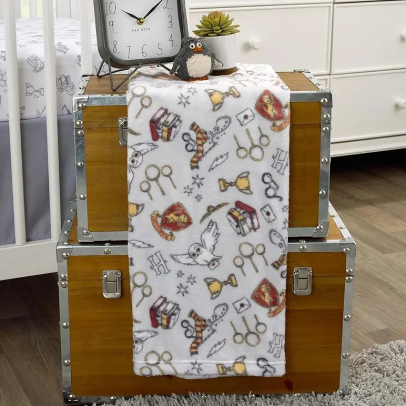 nojo__warner_brothers_har_SKUtBtOupT5_2.webp NoJo - Warner Brothers Harry Potter Magical Moments Baby Blanket Outlet