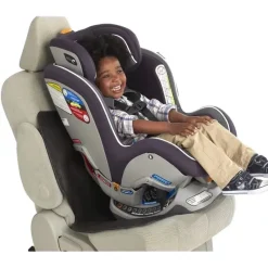Nuby - Tapete de proteção para assento de carro infantil On The Go em preto Online