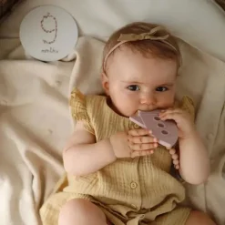 Mushie Nuvem Foguete Silicone Baby Teether Best