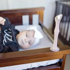 Ola Baby - Aplicador de Creme para Assaduras com Base de Sucção, Coral New