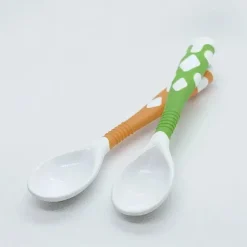 Kushies Baby Pacote com 2 colheres dobráveis Kushies Silibend (limão/laranja) Best