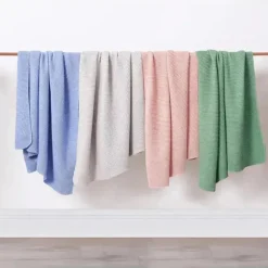 Piccolo Bambino - Sweater Knit Blanket On Wooden Hanger Green Sale