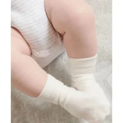 Pure Baby - Conjunto de meias orgânicas neutras brancas para bebê 3Pk Hot