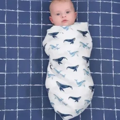 Gerber Roupa de cama - manta de musselina 2Pk, baleia Hot
