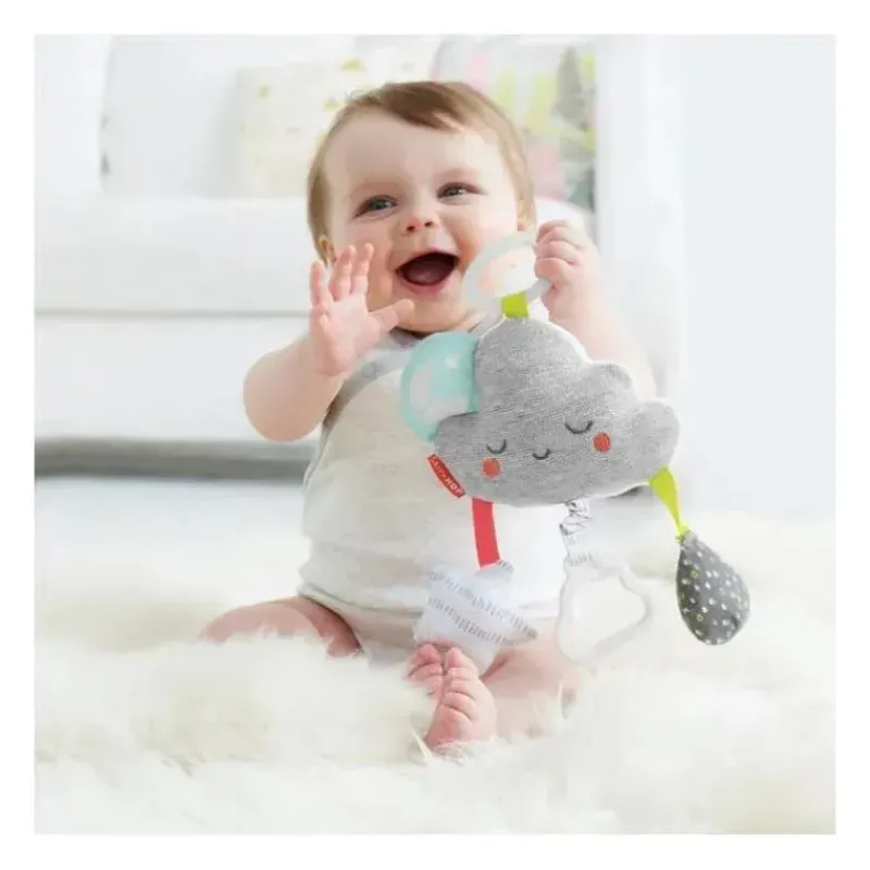 skip_hop__brinquedo_de_ca_SKU8Q8nT6IF_3.webp Skip Hop - brinquedo de carrinho Silver Lining Cloud Jitter Fashion