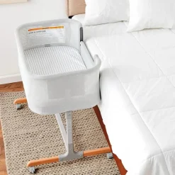 Skip Hop - Cozy-Up 2-em-1 Bedside Sleep &amp; Berço, Cinza Fashion