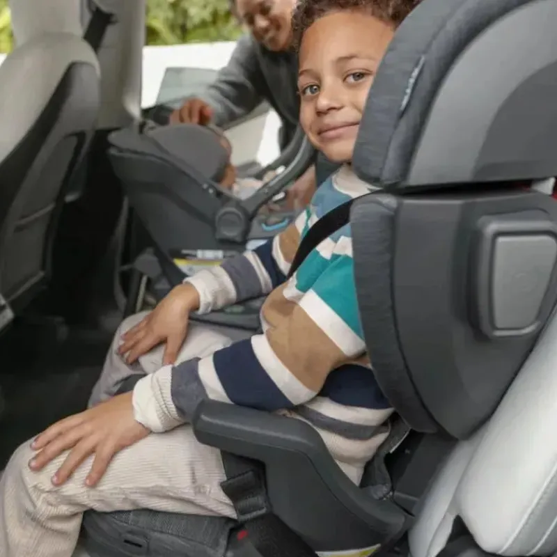 uppababy__assento_elevatr_SKUUnjHPzwd_4.webp Uppababy - Assento Elevatório Alta V2, Jake (Preto Mélange) Discount