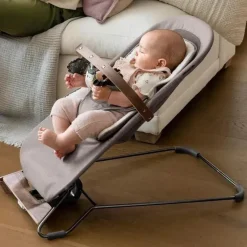 Uppababy - Barra de brinquedos divertida da floresta Mira Clearance