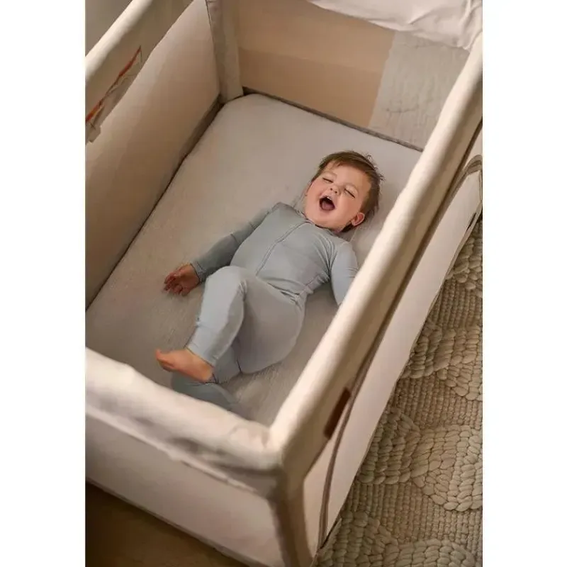 uppababy__capa_de_colcho__SKUwDVWhsJT_4.webp Uppababy - Capa de colchão de algodão orgânico Remi Hot