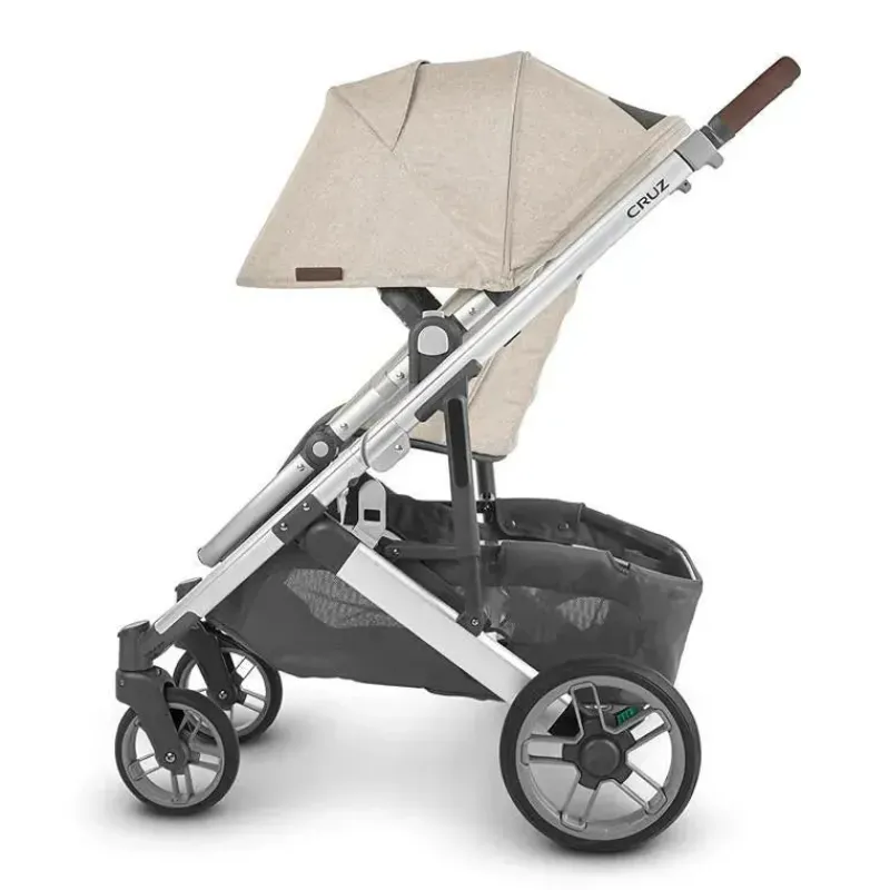 uppababy__cruz_v_stroller_SKUJ0Ysmt62_5.webp Uppababy - Cruz V2 Stroller, Declan (Oat Mélange/Silver Frame/Chestnut Leather) Clearance