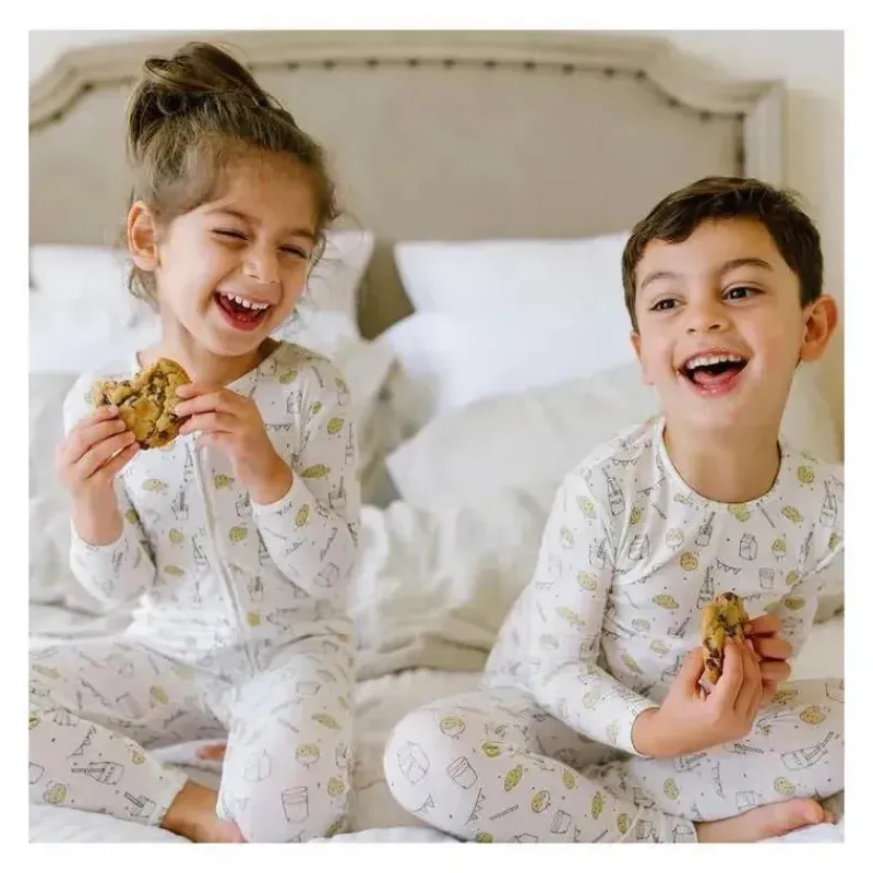 urso_bellabu__pijama_infa_SKUhY8Uyxjj_1.webp Bellabu Bear Urso Bellabu - Pijama infantil de bambu com leite e biscoitos Discount